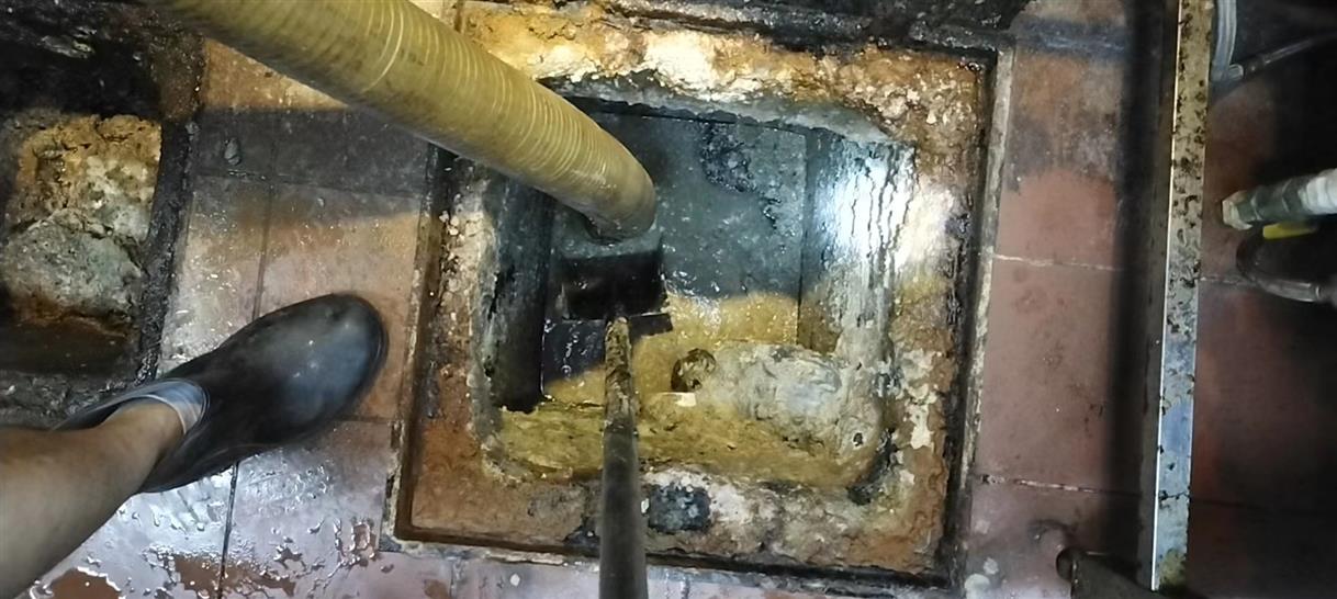 同仁污水池清理一般都有毒气，怎么预防中毒呢？